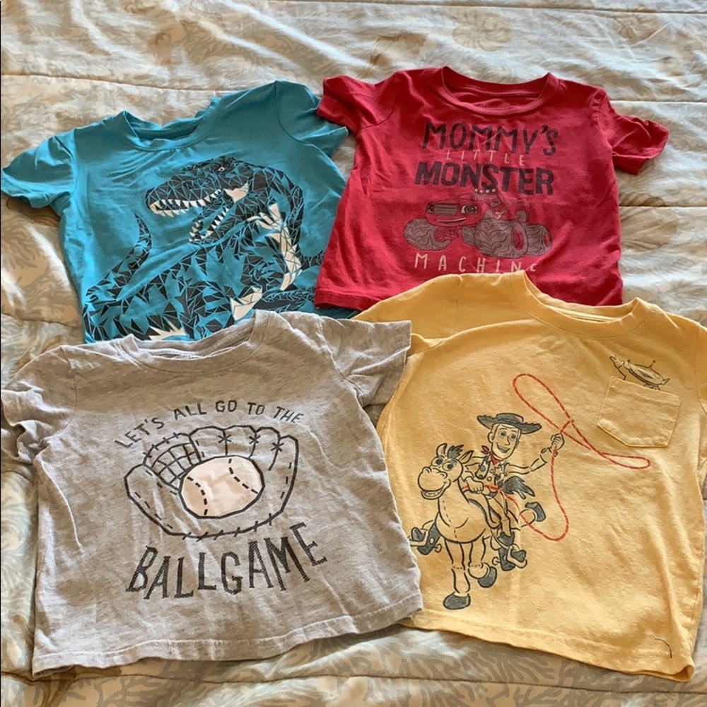 **5 for $15** Boys t shirt lot